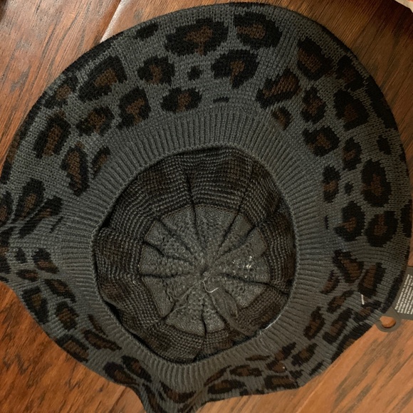 Beige and Brown Animal Print Beret - Picture 3 of 3